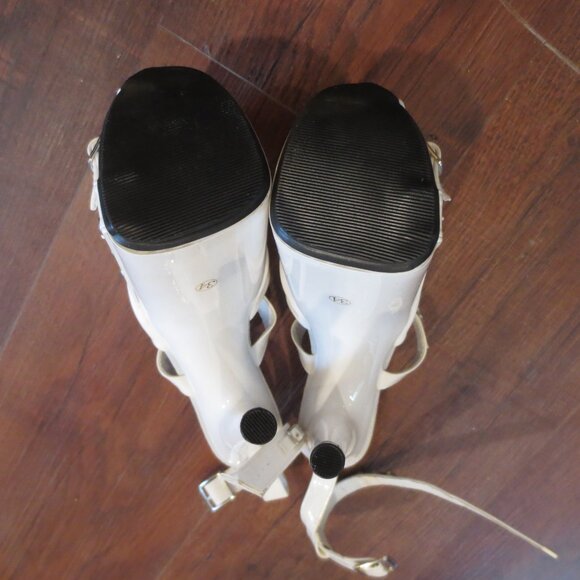 NNB White Platform Buckle Design High Heel Sandals - Picture 8 of 8